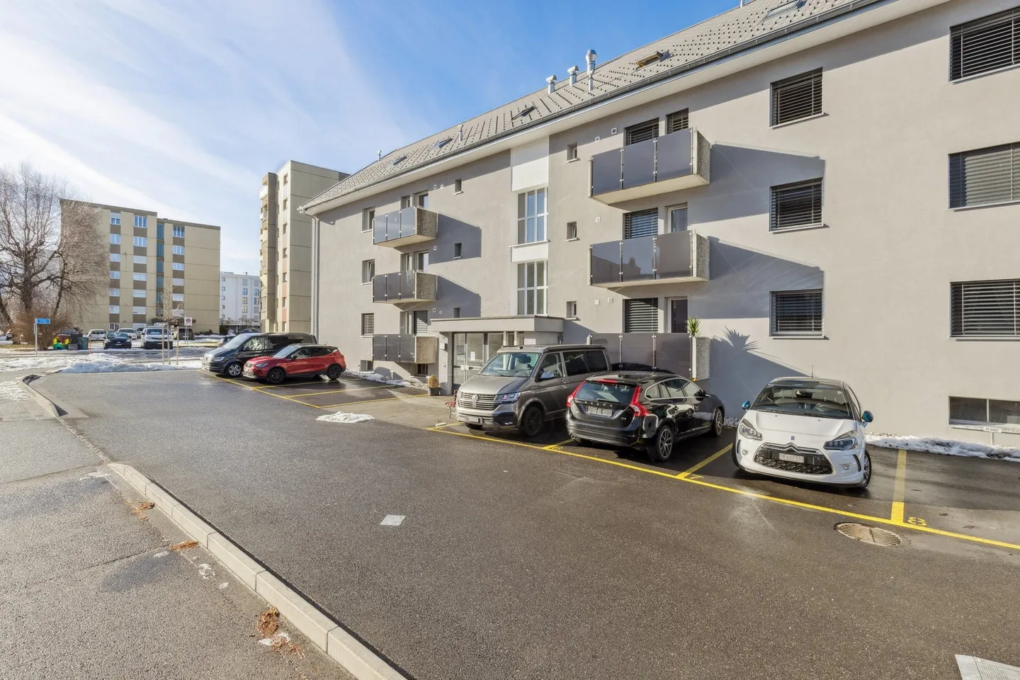 Appartamento spazioso a Bulle - Foto 1 di 8