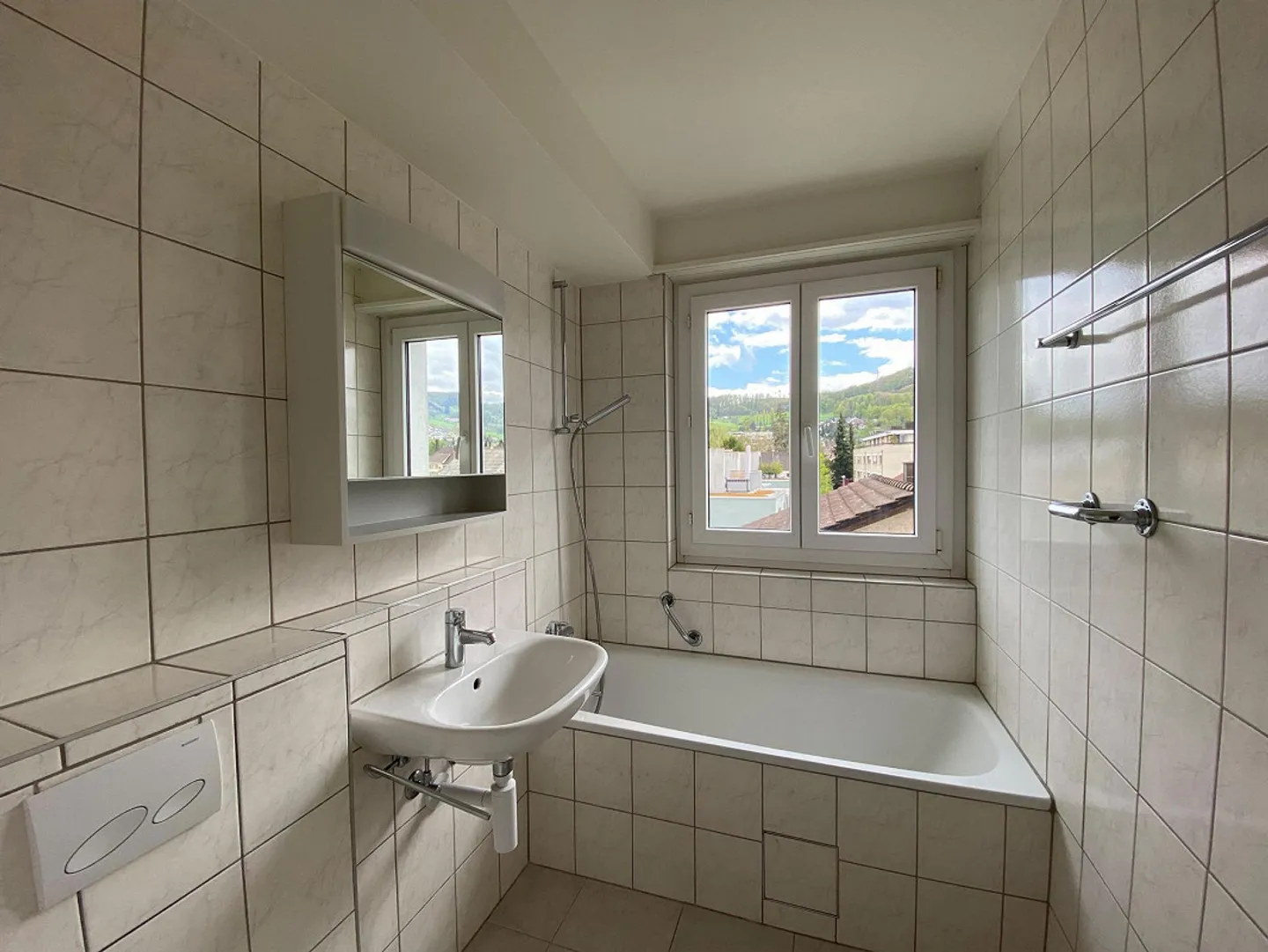 Helle 3-Zimmerwohnung mit Balkon - Foto 7 von 7