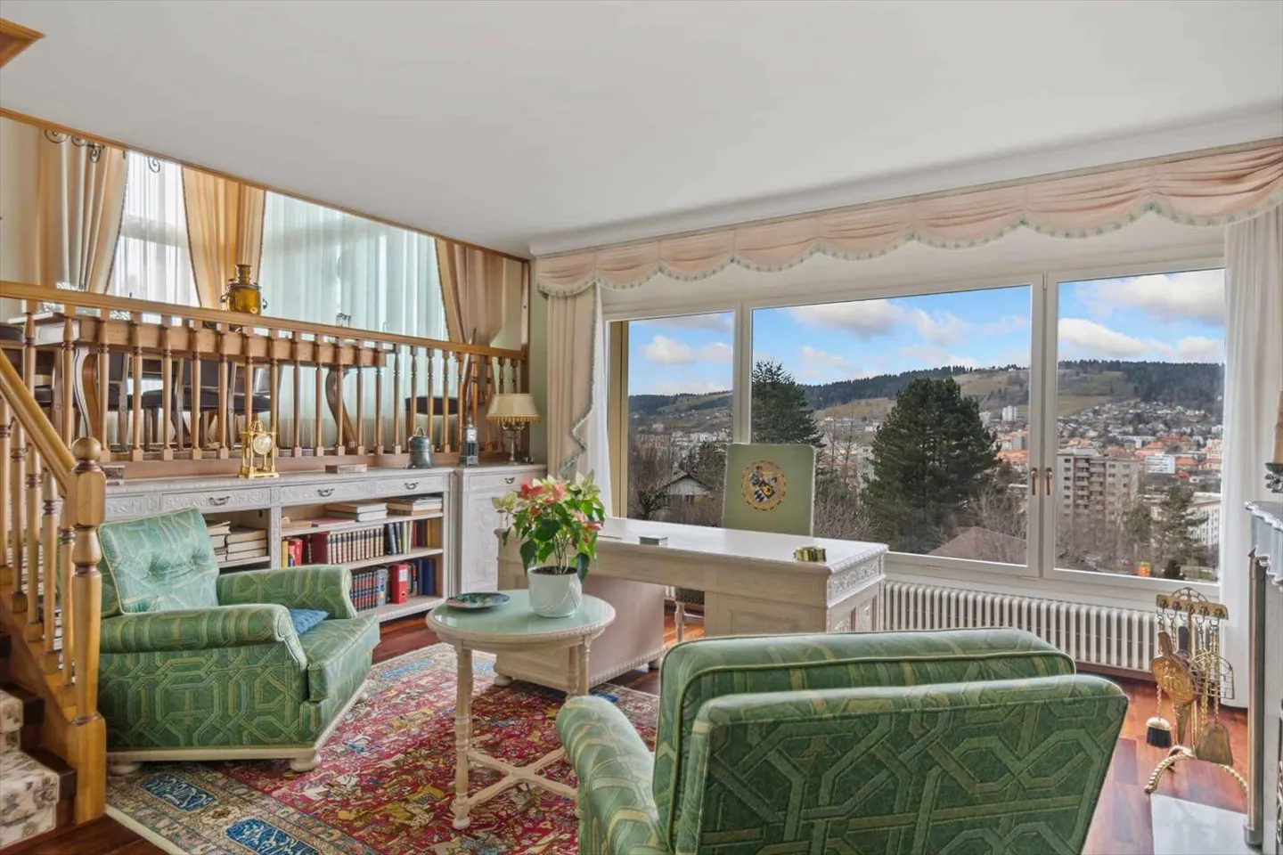 Außergewöhnliches Anwesen mit 12,5 Zimmern - Foto 4 von 13