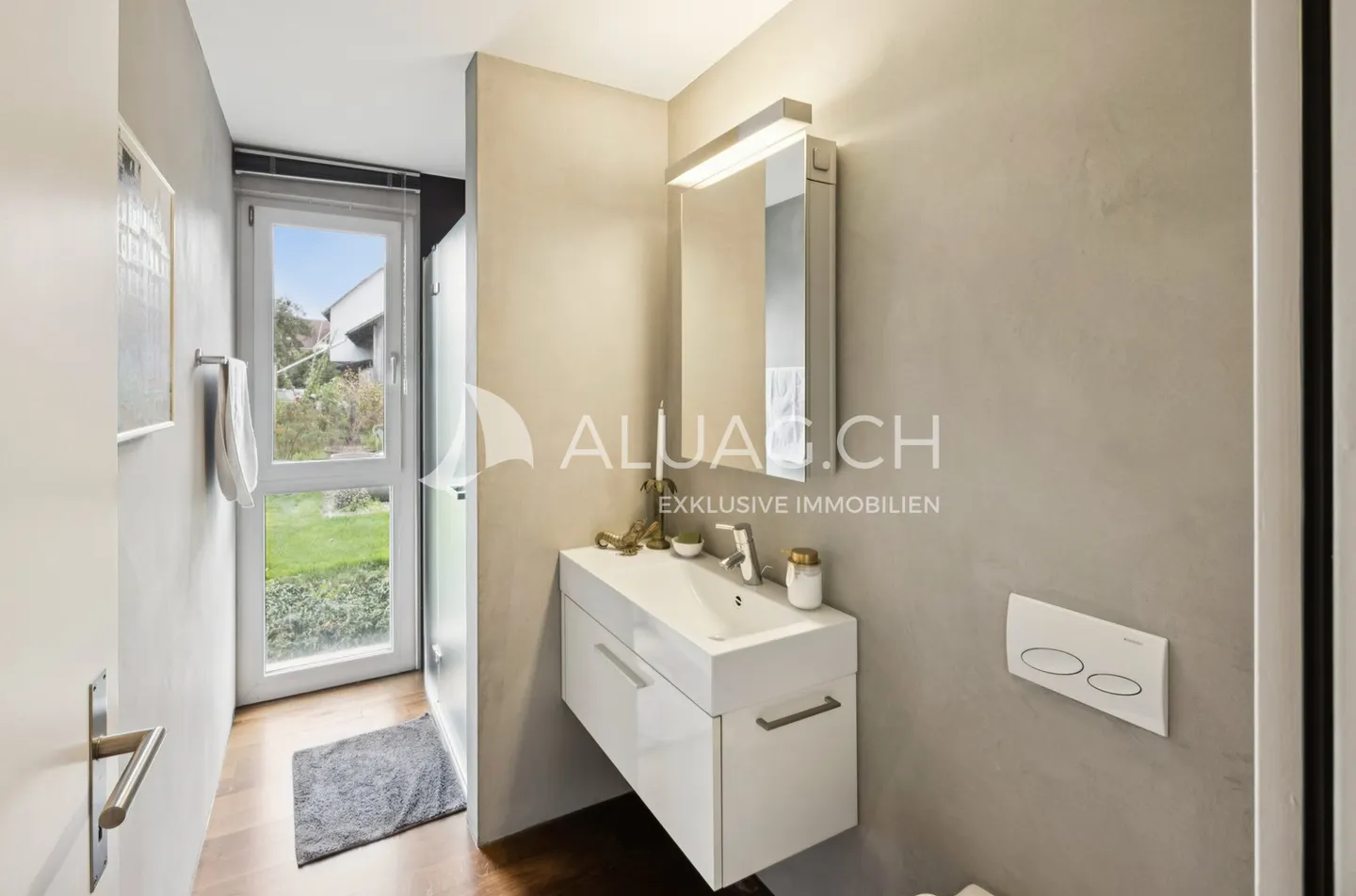 Garden Apartment Like in a Single-Family House - Photo 12 of 14
