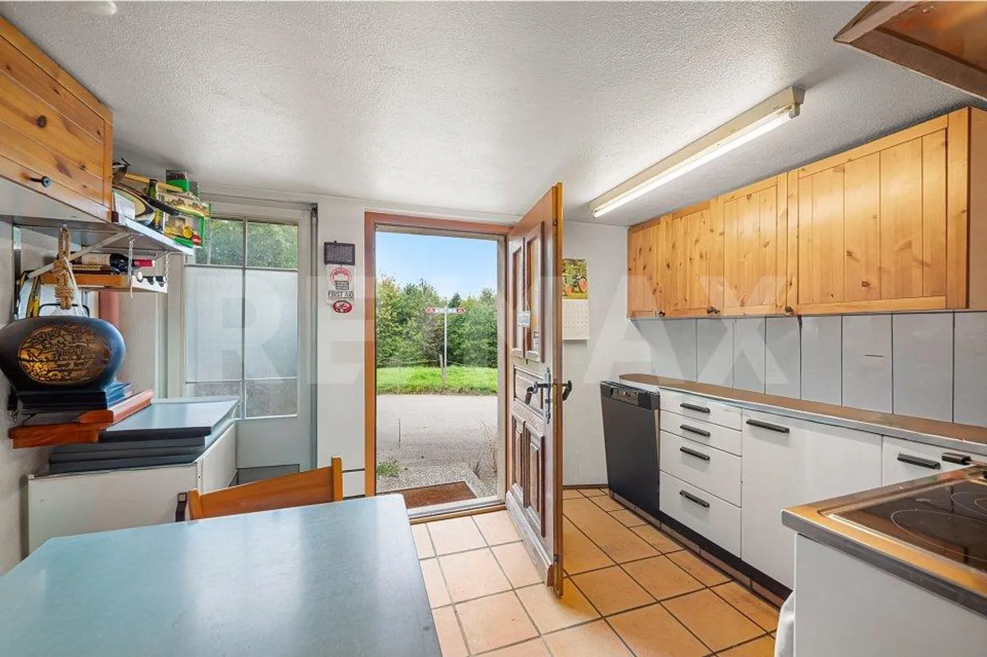 Charming semi-detached house with unobstructed view of the Pre-Alps - Photo 5 of 6