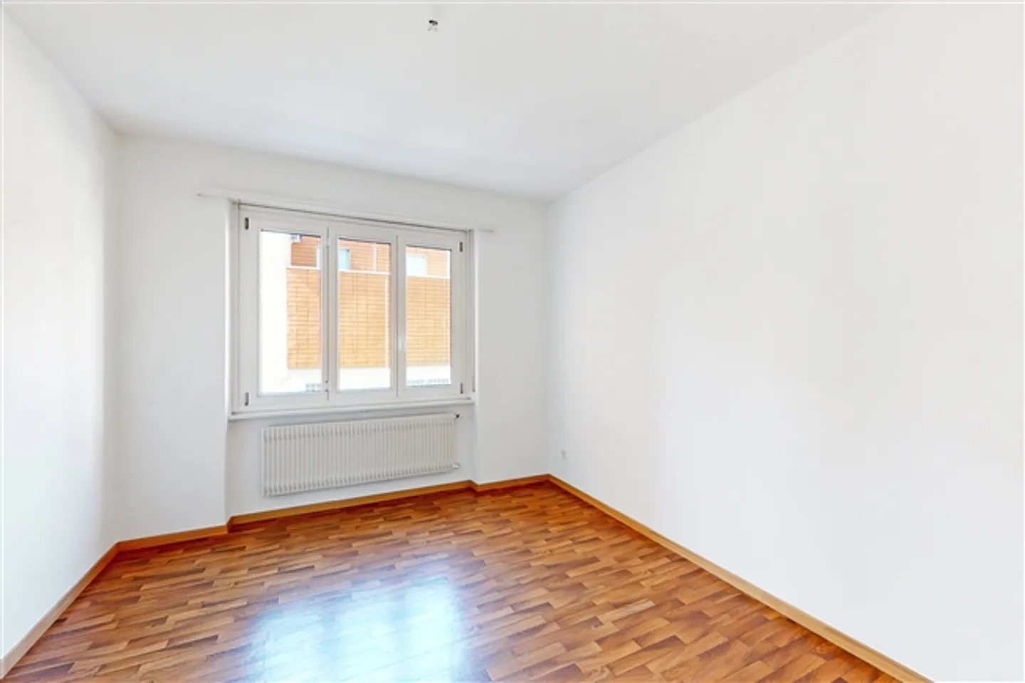 Tranquility and comfort in Locarno 3.5 rooms - Photo 4 of 7