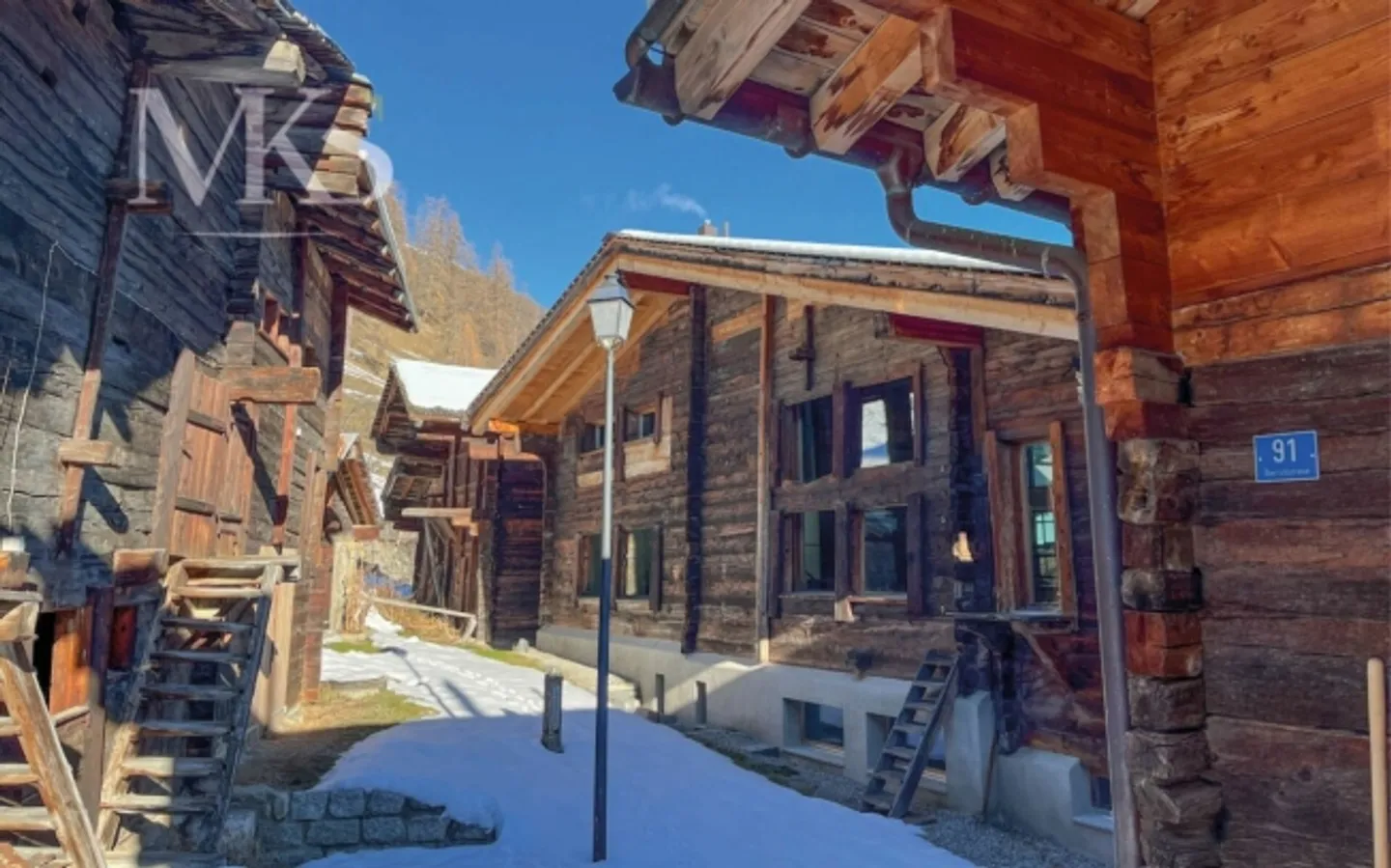 Exklusive Duplex-Luxuswohnung im umgebauten Stall im Herzen von Geschinen - Foto 18 von 20