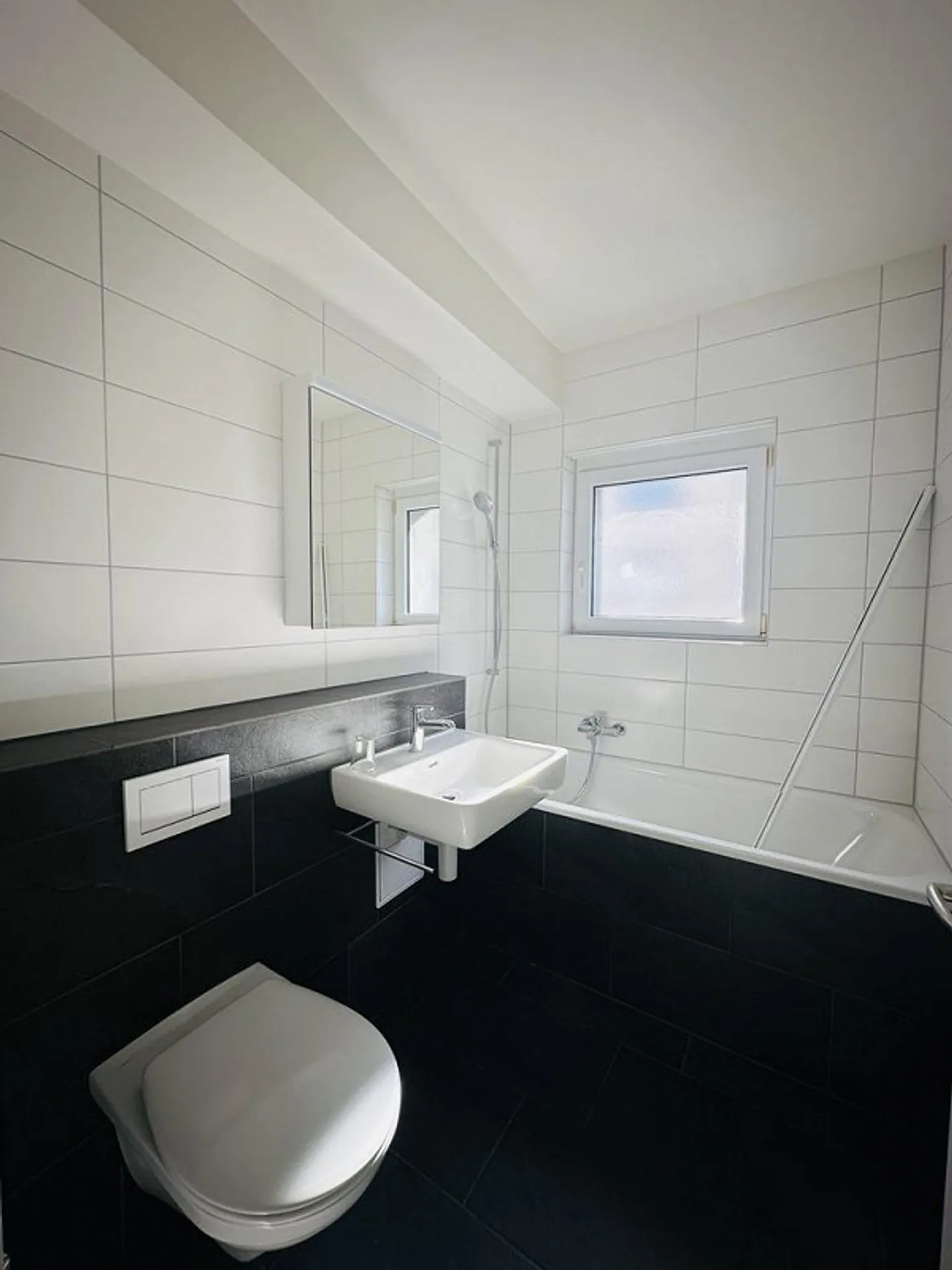 Schöne 1-Zimmerwohnung in ruhigem Innenhof - Foto 6 von 7