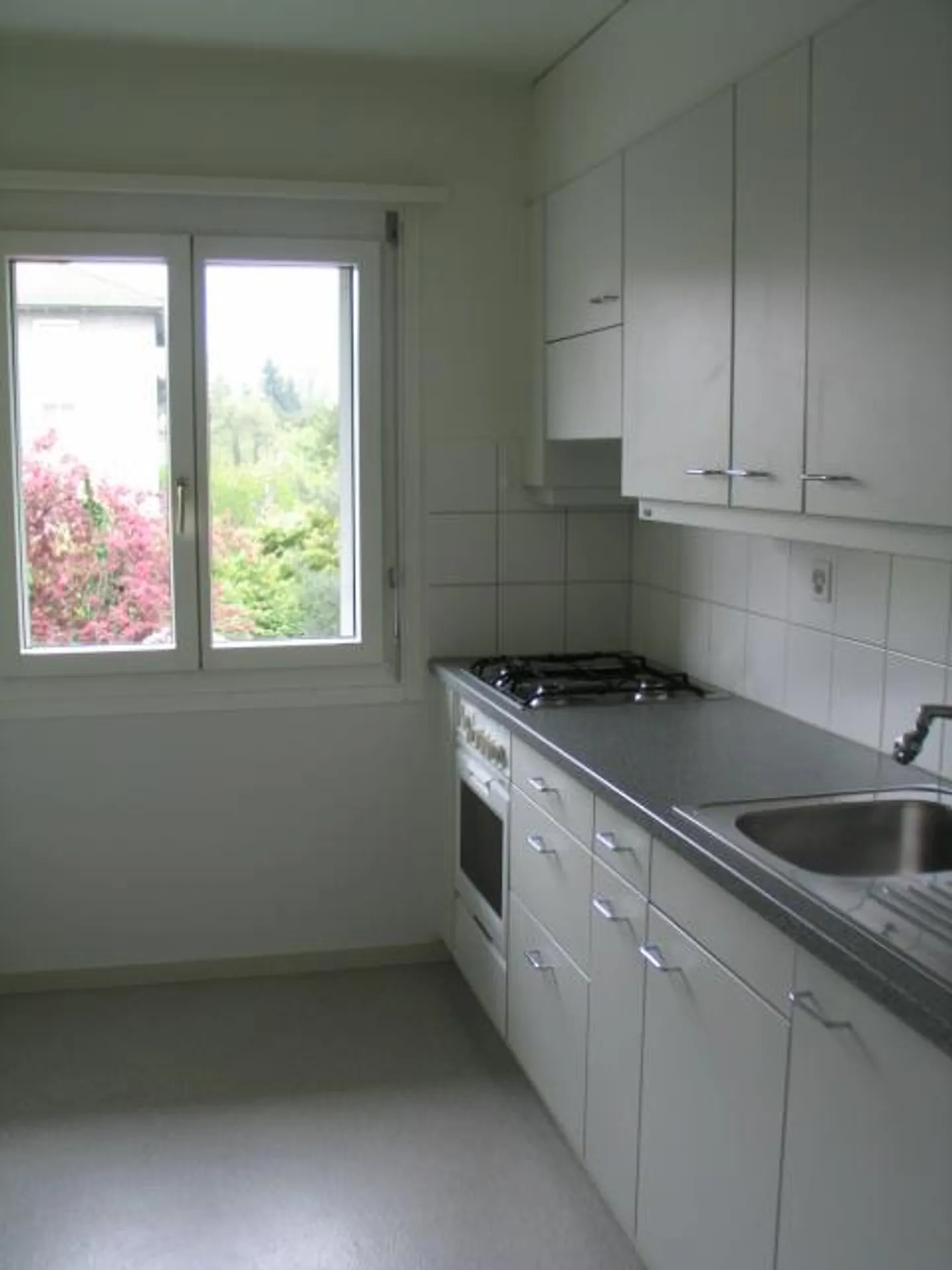 Charmante Wohnung Nähe Birs - Foto 3 von 4