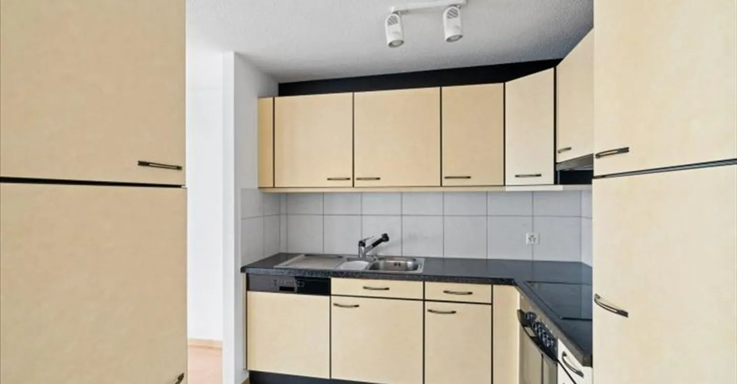 Zentral gelegene Wohnung mit Seesicht - Foto 4 von 7