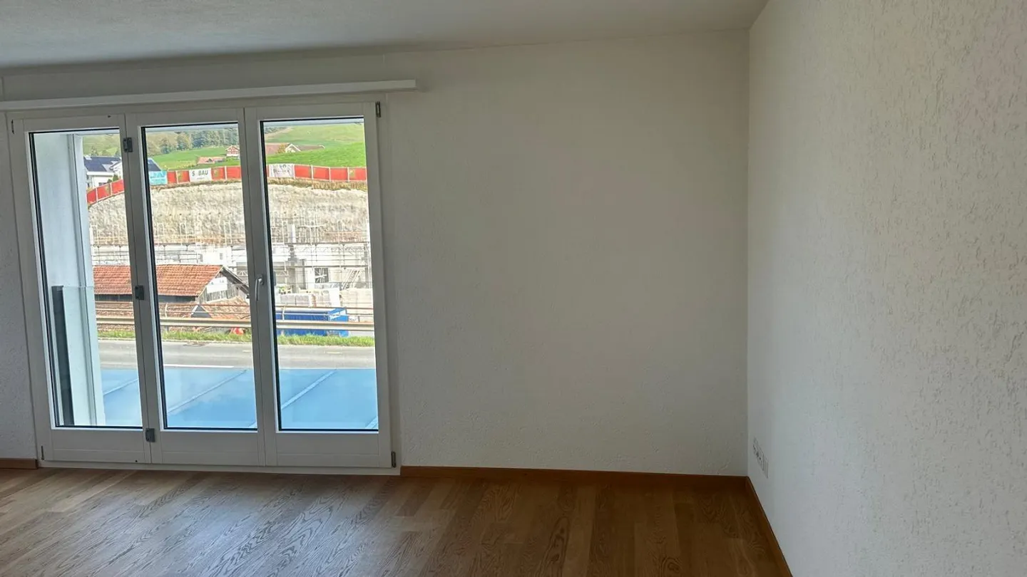 Appartement attrayant de 3,5 pièces avec nouveau balcon - Photo 5 sur 11