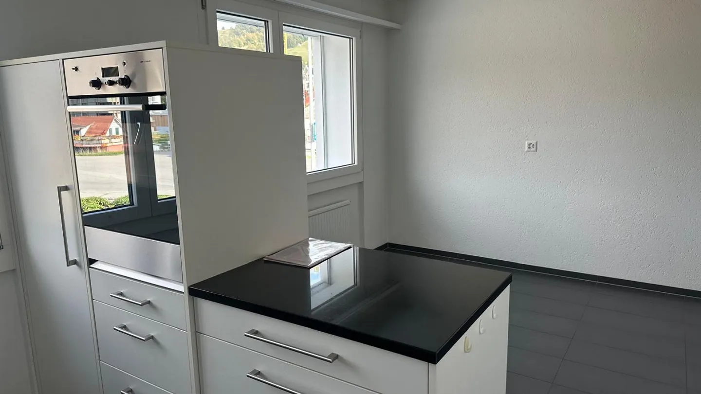 Appartement attrayant de 3,5 pièces avec nouveau balcon - Photo 7 sur 11
