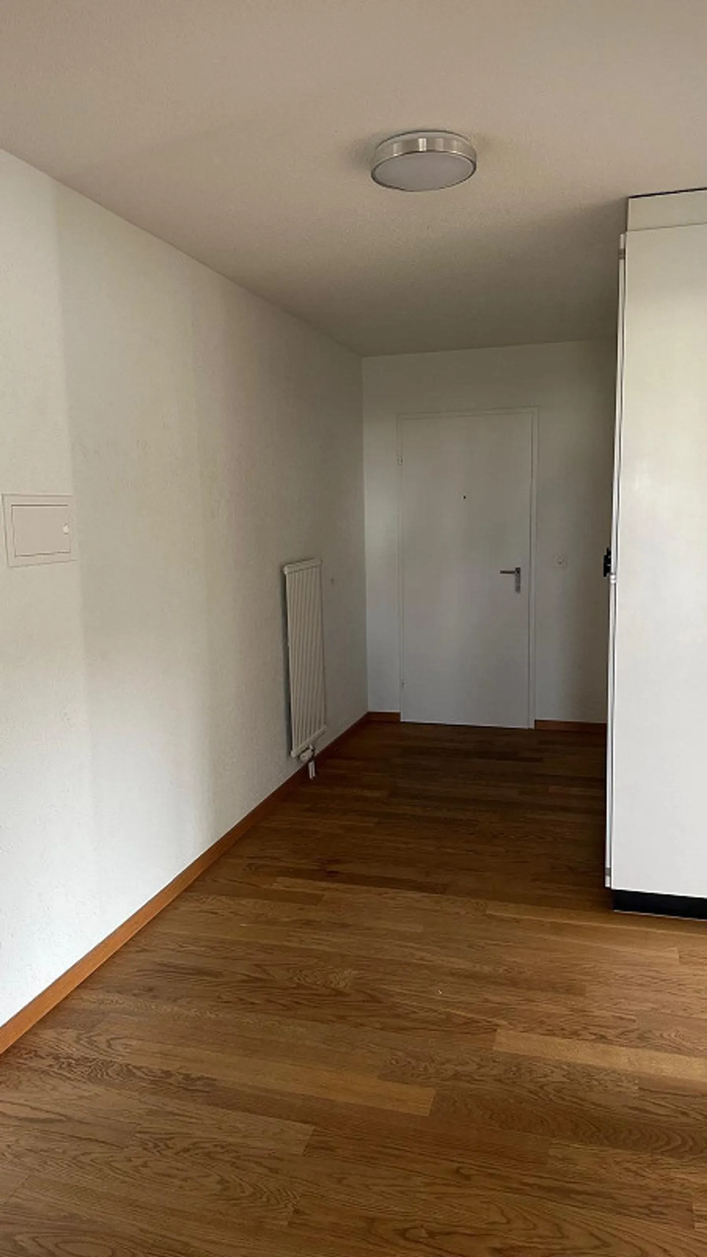 Appartement attrayant de 3,5 pièces avec nouveau balcon - Photo 9 sur 11