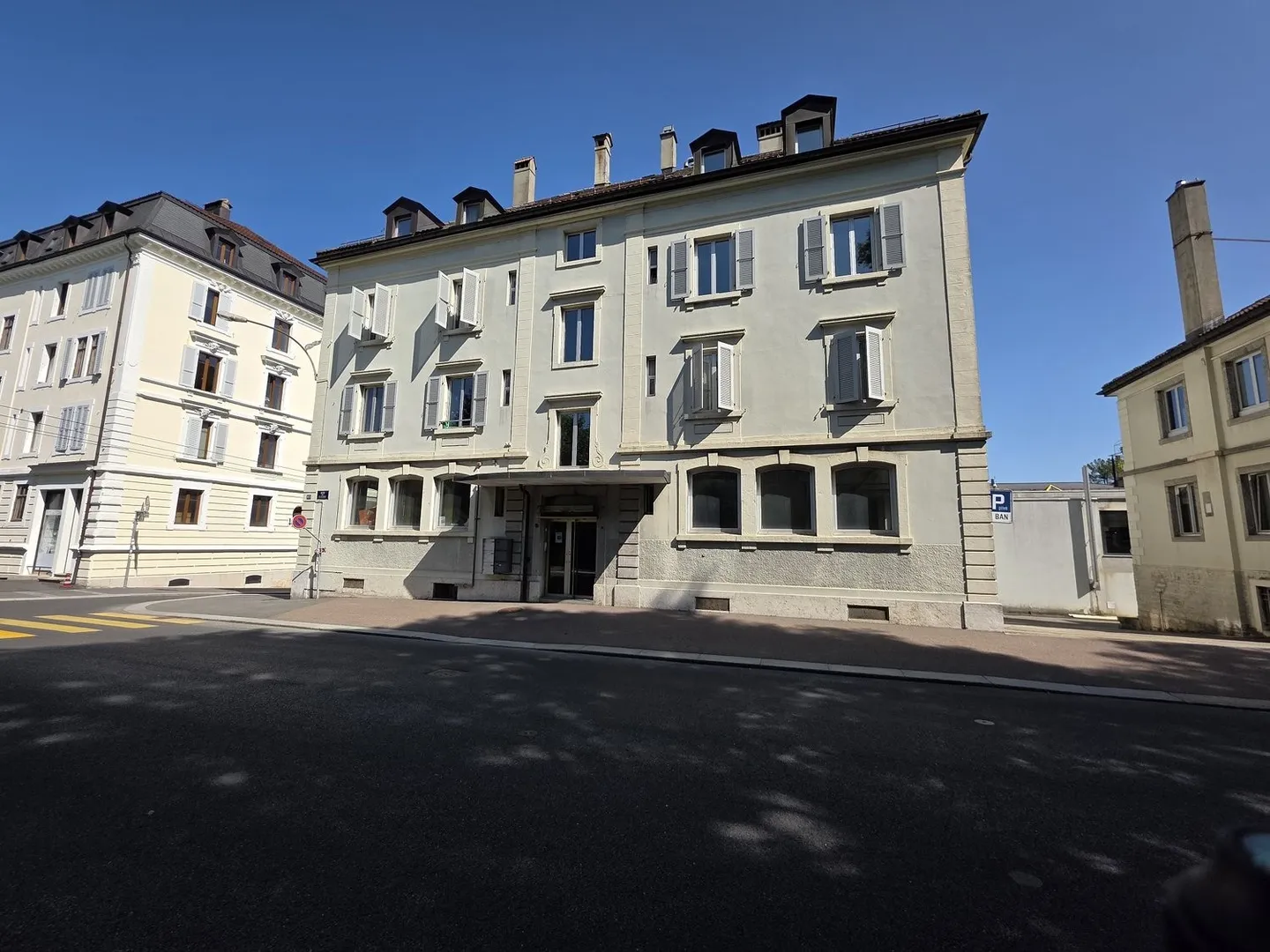 SPAZIO DI 200 M2 - Foto 4 di 5