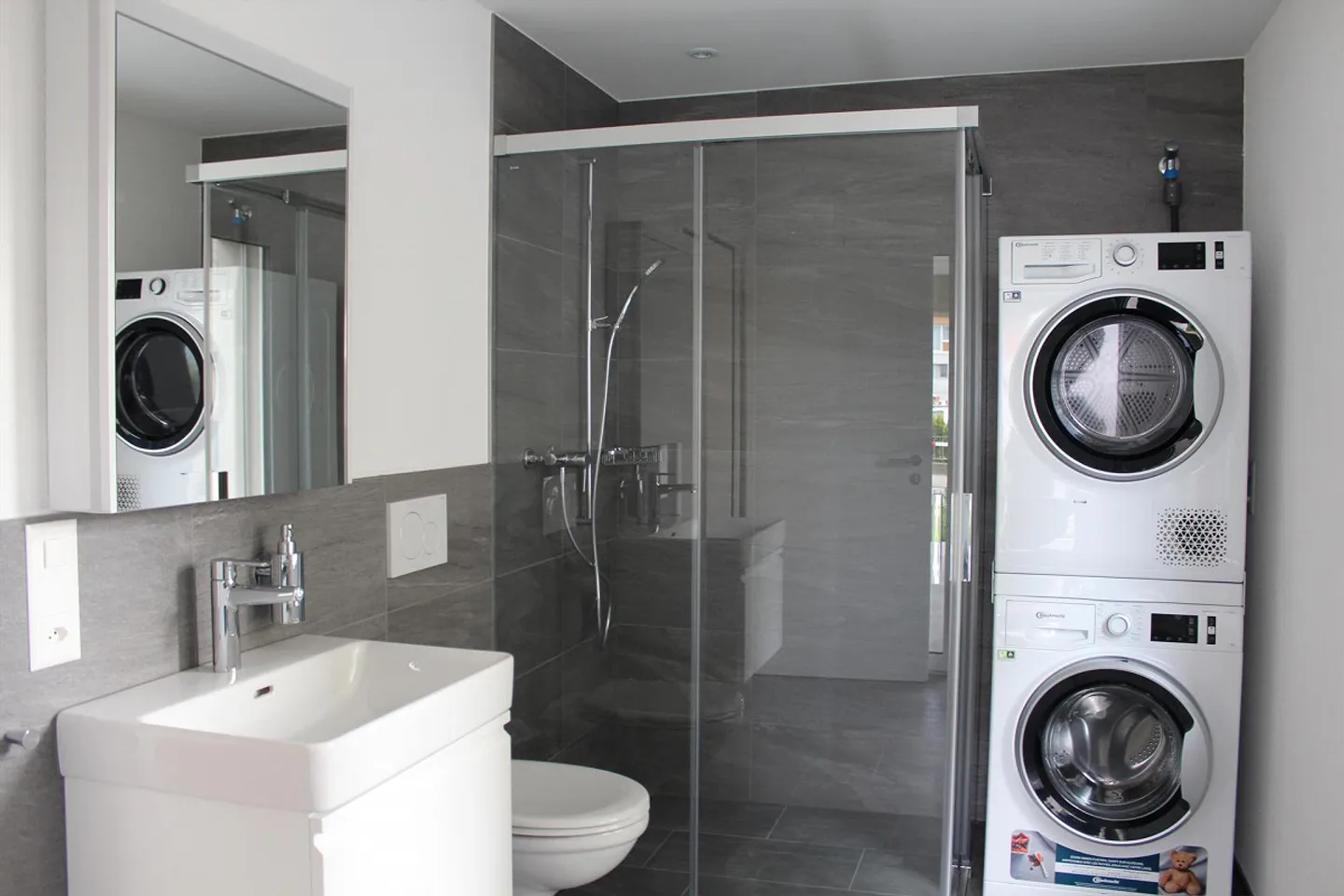 Topmoderne Wohnung - Foto 6 von 8