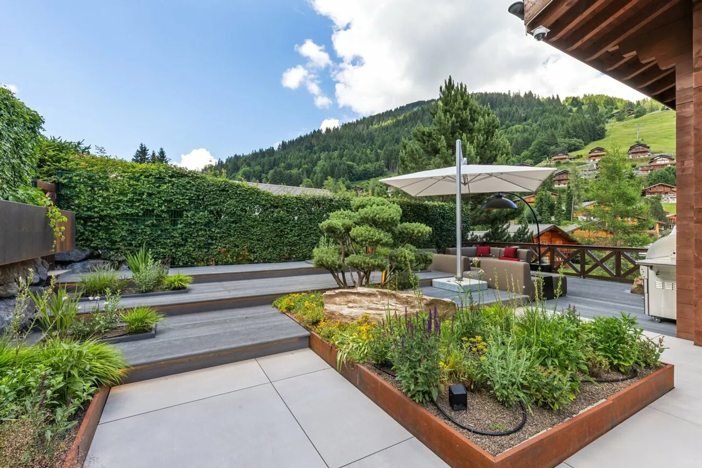 Extraordinary Residence in the Portes du Soleil - Alpine Elegance - Photo 16 of 17