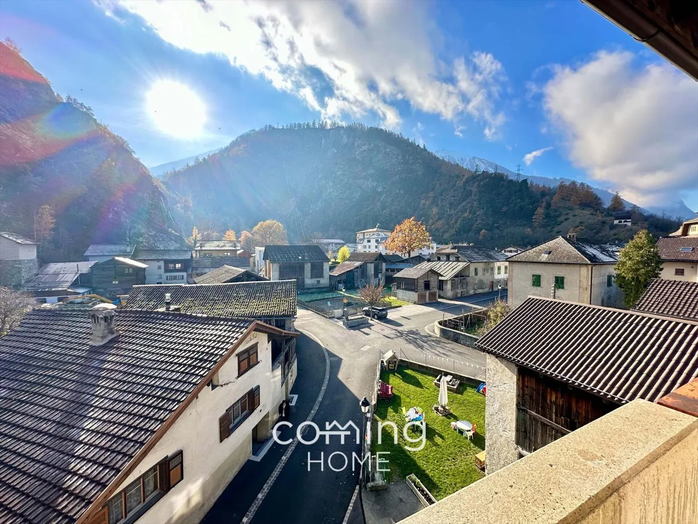 Attractive 4.5-room apartment in Turtmann - centrally located with mountain panorama - Photo 1 of 12
