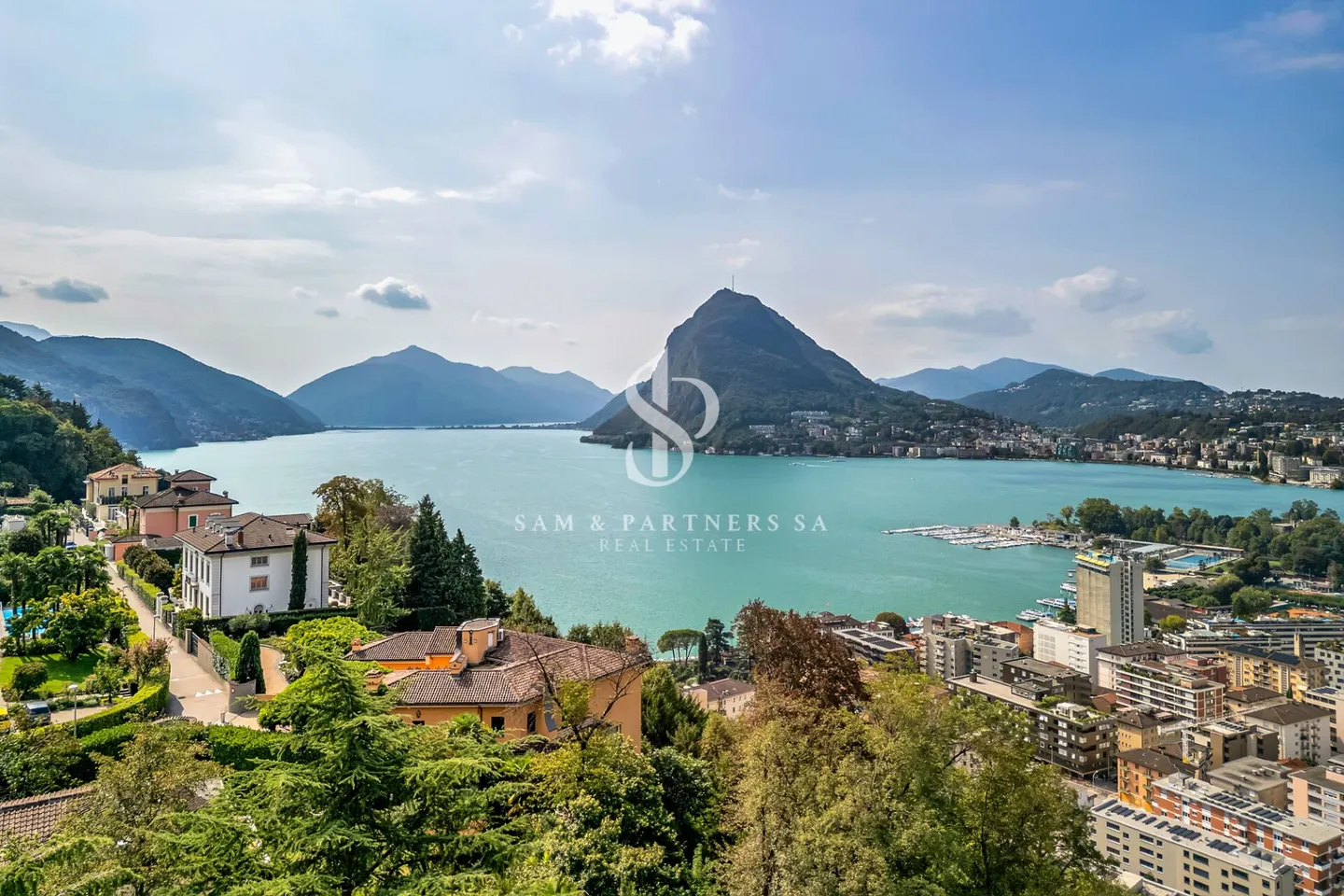 Modernes Penthouse mit Seeblick - Foto 1 von 2