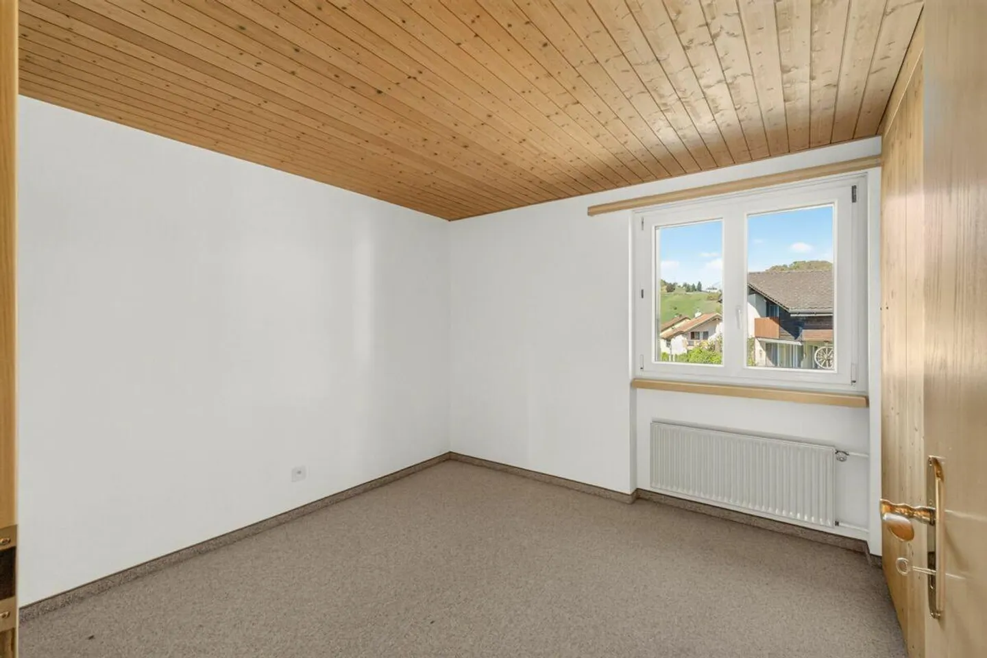 Familienglück mit Garten - grosszügiges Einfamilienhaus mit vielsei... - Photo 7 sur 15