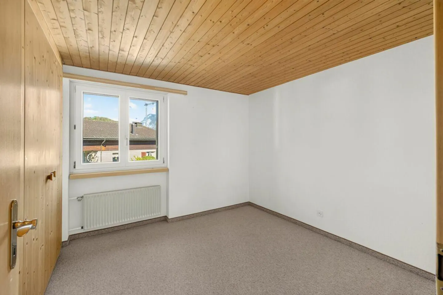 Familienglück mit Garten - grosszügiges Einfamilienhaus mit vielsei... - Photo 8 sur 15