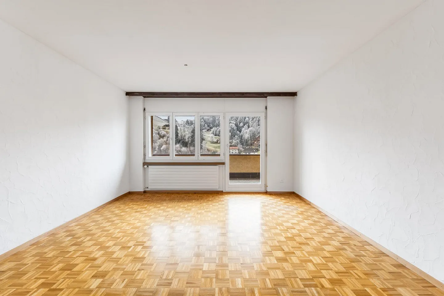 Appartement spacieux de 4,5 pièces avec grand balcon à Herisau - Photo 5 sur 6