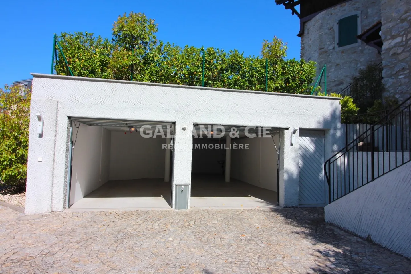 Wunderschönes, vollständig renoviertes Dorfhaus mit 6½ Zimmern - Foto 2 von 13