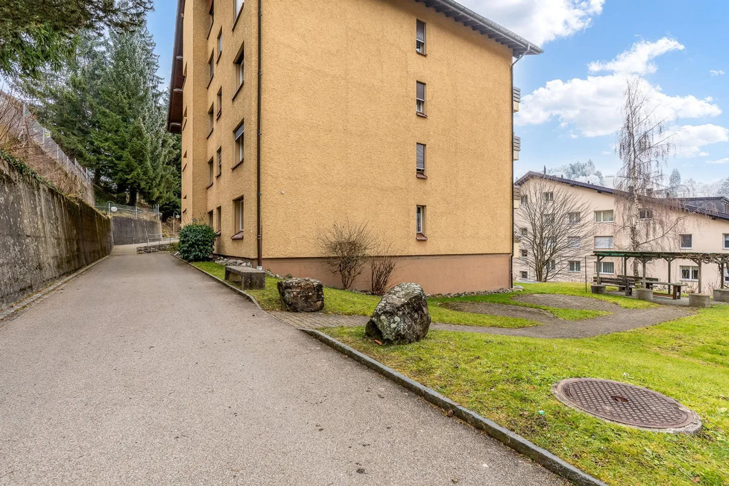 Appartement spacieux de 4,5 pièces avec grand balcon à Herisau - Photo 6 sur 6
