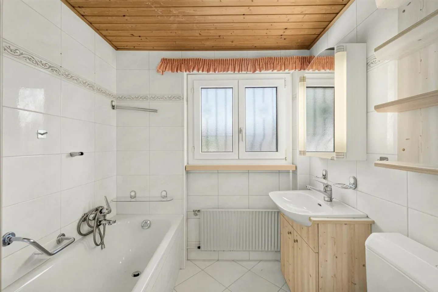 Familienglück mit Garten - grosszügiges Einfamilienhaus mit vielsei... - Photo 5 sur 15