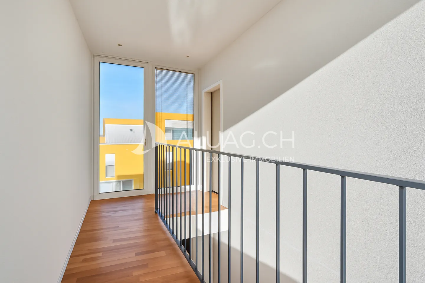 Vivere Praticamente e Modernamente Vicino al Lago - Foto 11 di 17