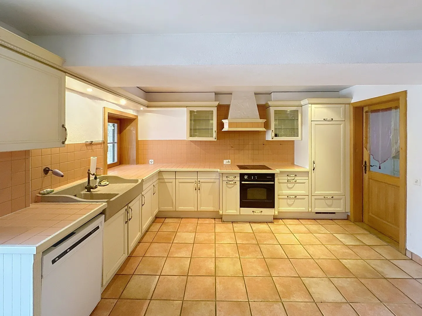 For Sale Beautiful Property La Roche - Photo 3 of 6