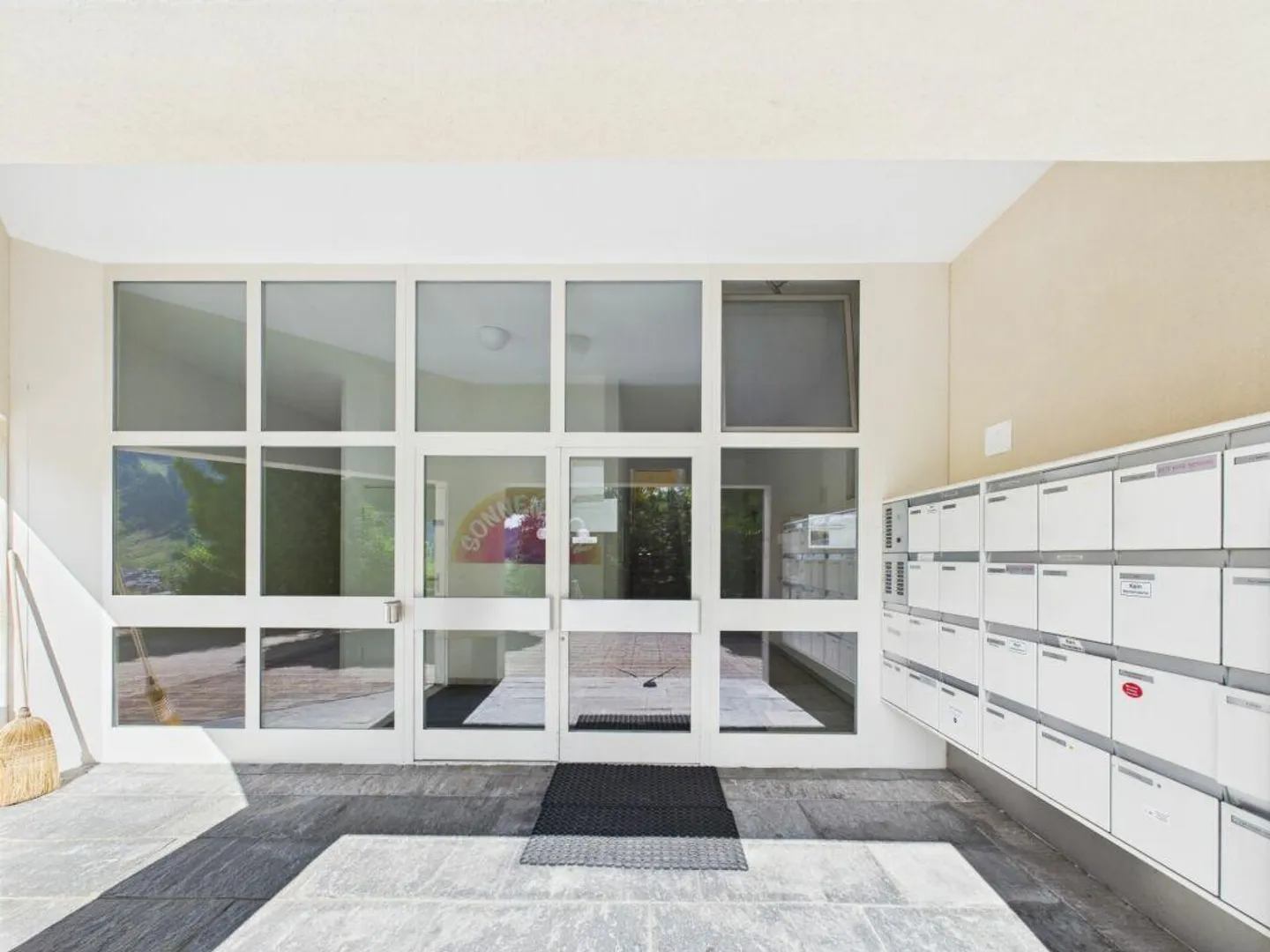 Terrace Apartment with Mountain Views - Photo 15 of 21