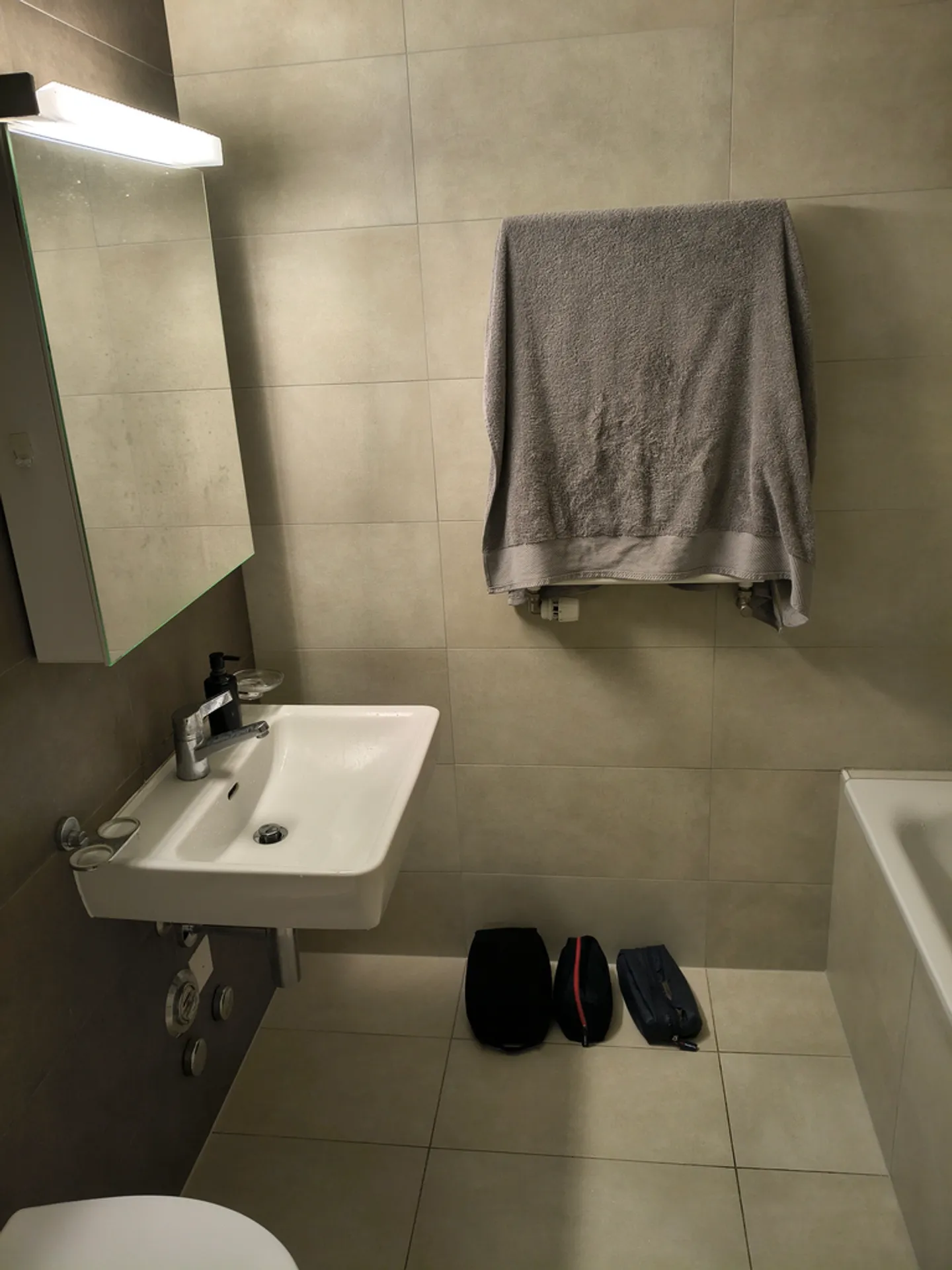 Close to all amenities! - Photo 4 of 4