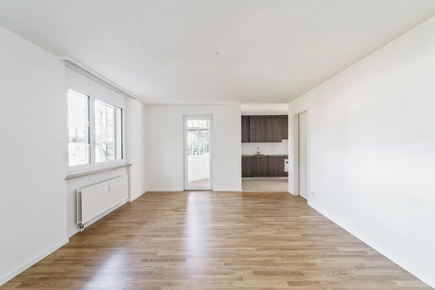 Bright, modern apartment at Binningen Castle - Photo 6 of 6