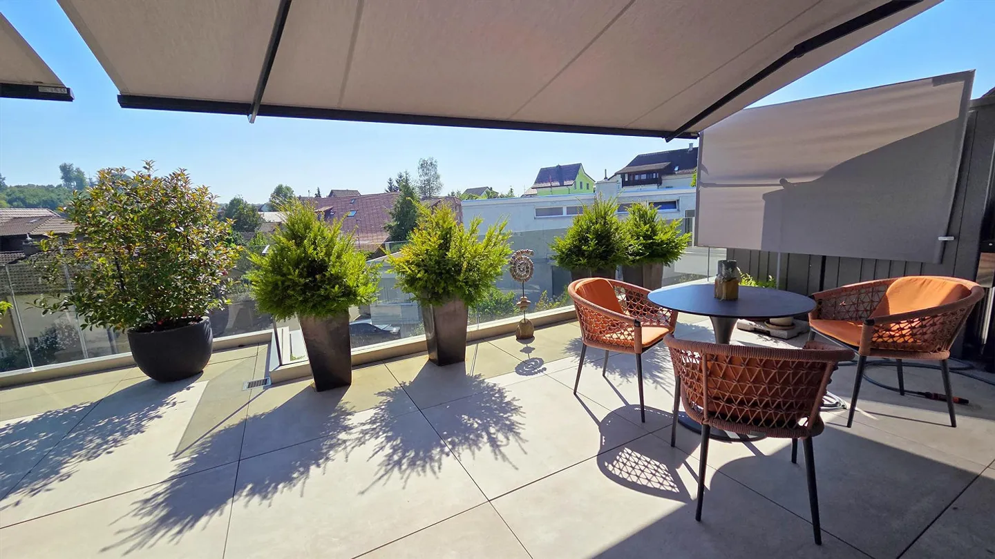 Aussergewöhnlich edle und neuwertige ATTIKA-Wohnung mit Alpensicht - Foto 5 von 19