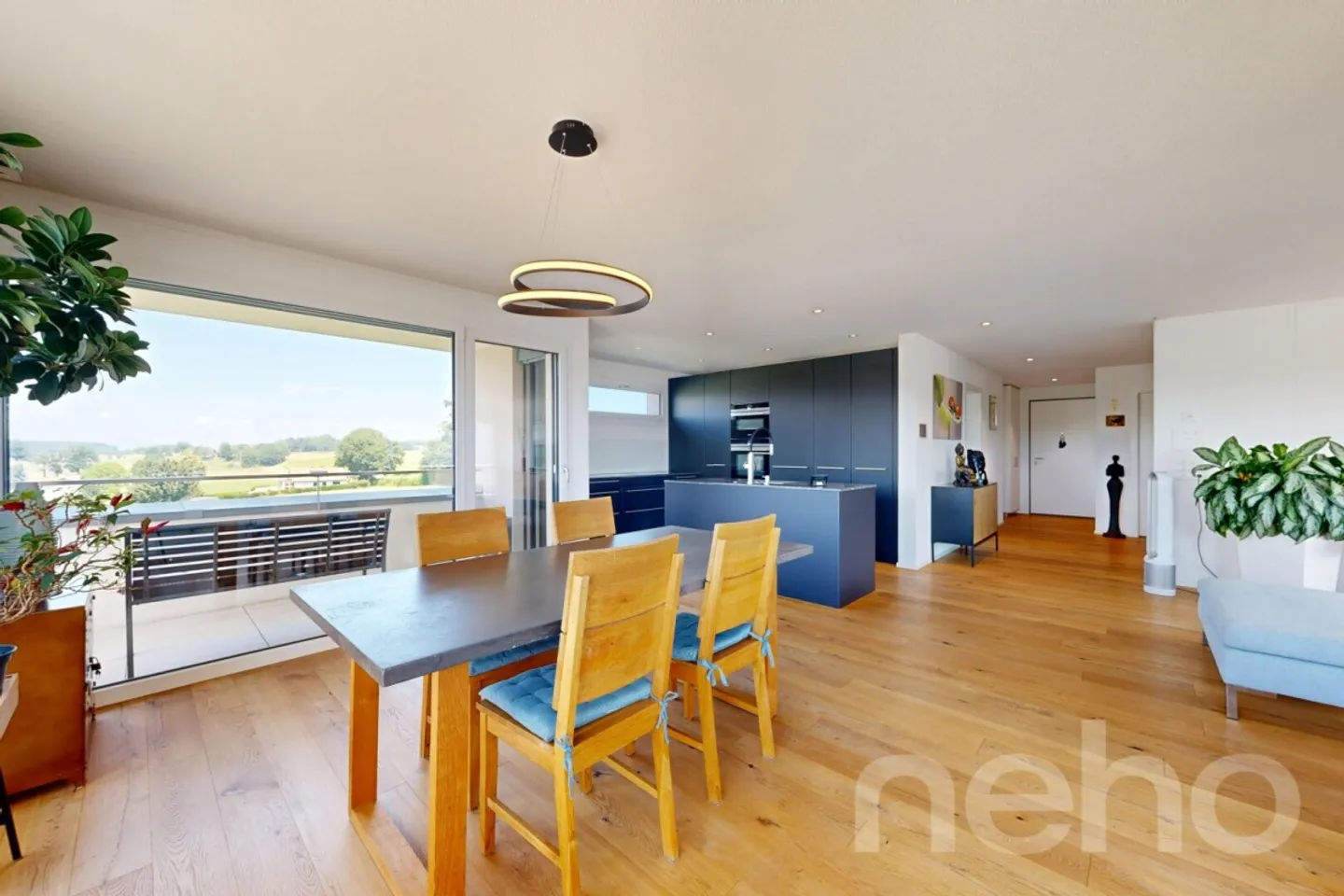 Exceptional penthouse with panoramic terrace between Fribourg and Bern - Photo 3 of 12