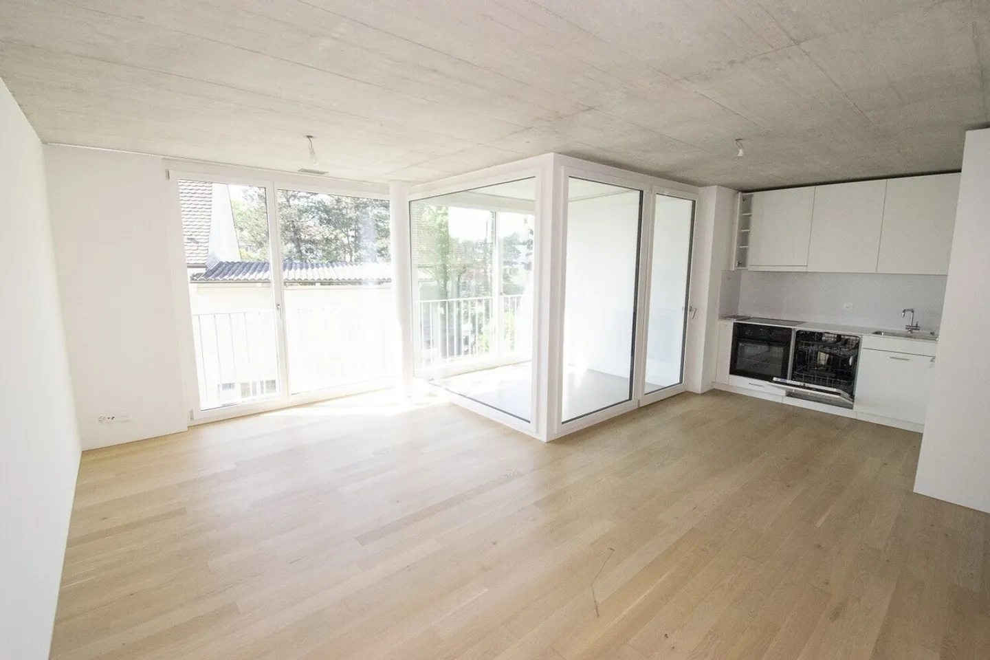 Appartement moderne et lumineux de 1,5 pièce avec machine à laver/sèche-linge combinée - Photo 1 sur 8