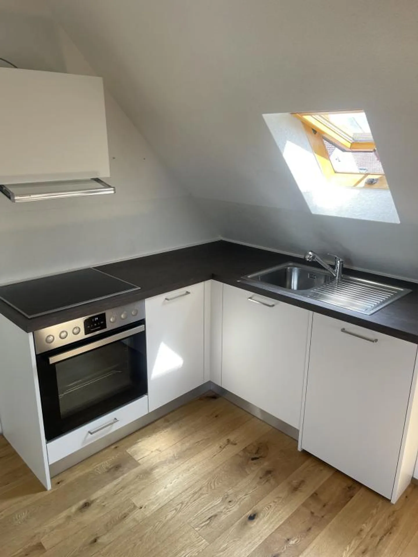 Carino appartamento mansardato con una camera vicino a Hardwald - Foto 2 di 6