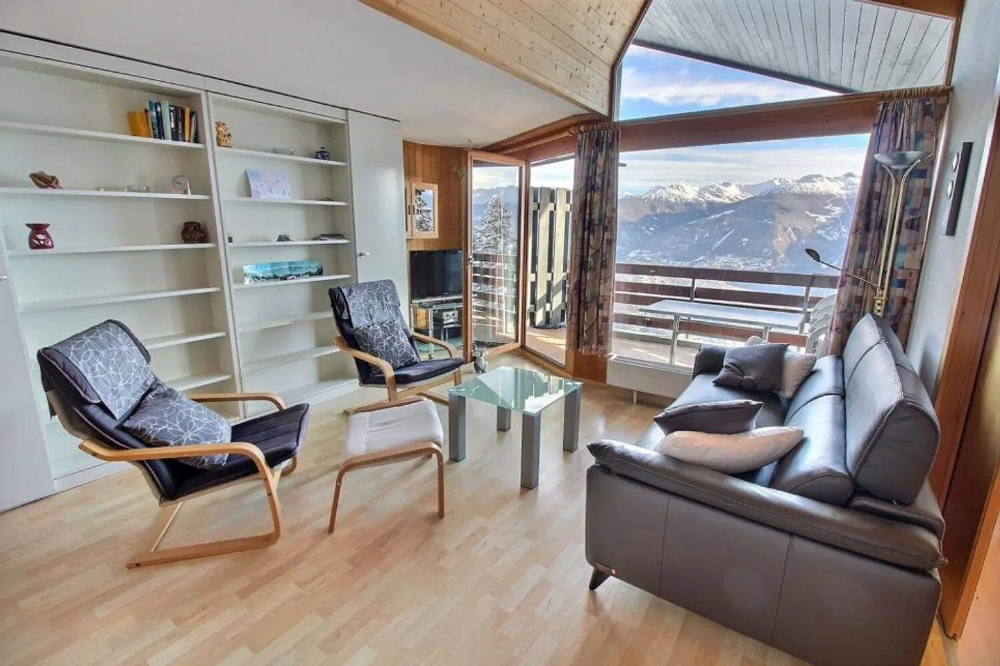 Apartment for weekly rental in the chairlift sector - Photo 1 of 12
