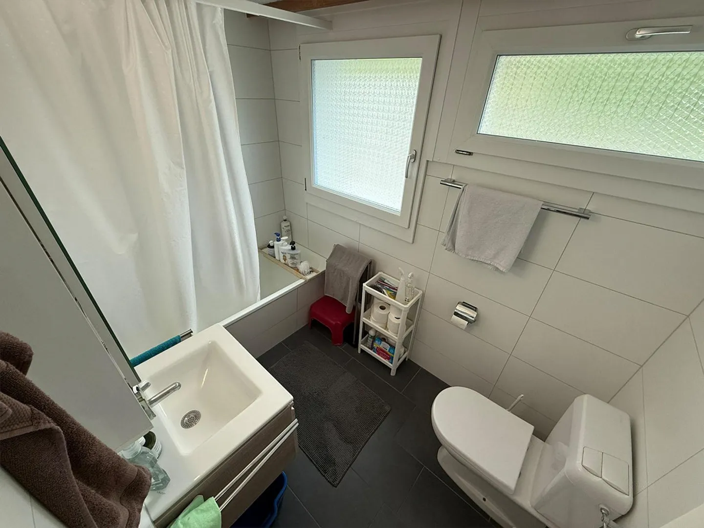 Appartement spacieux de 5,5 pièces dans un emplacement calme à Niederteufen - Photo 6 sur 11