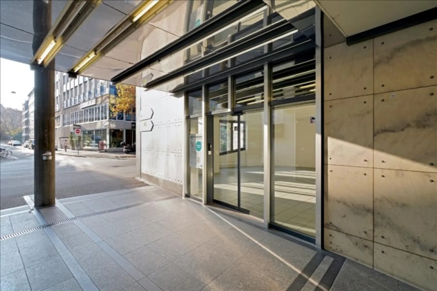 «Vielseitig nutzbare Ladenfläche - ideal für Verkauf, Praxen, Ateliers» - Foto 3 von 7