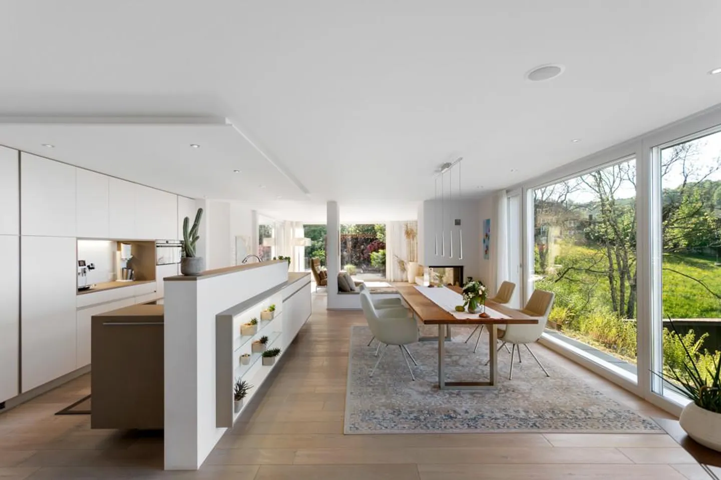 Vivere con stile in pace e privacy sopra Thal - Foto 2 di 11
