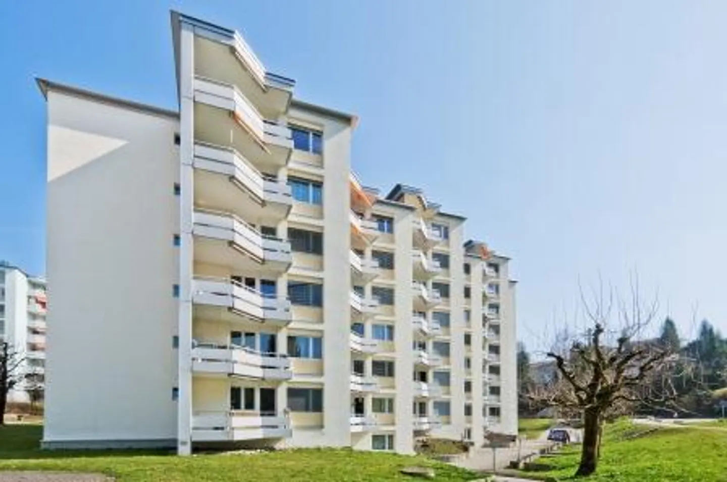 Modernes Apartment in der Natur - Foto 1 von 4