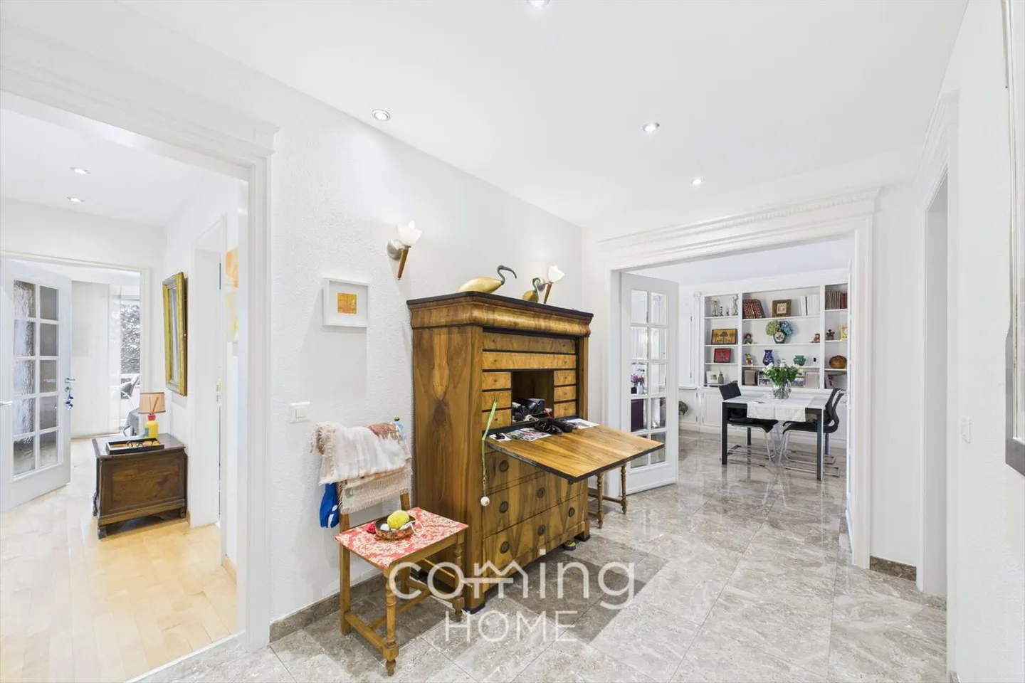 First-class 4.5-room apartment in the heart of Fluntern - Your dream at Zürichberg - Photo 4 of 13