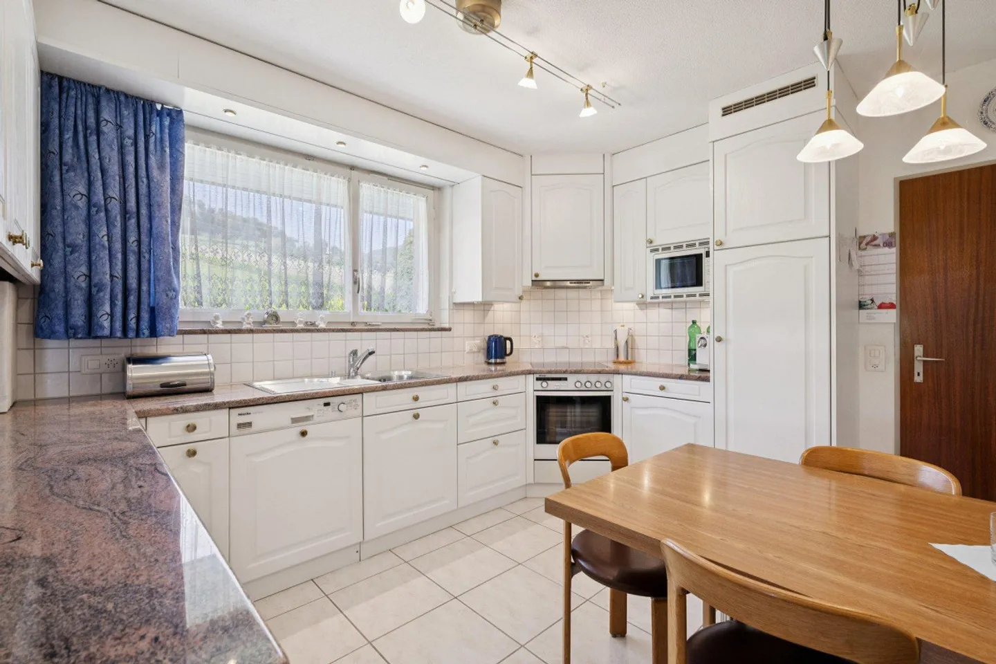 A Home with a View & Full of Possibilities - Photo 4 of 22