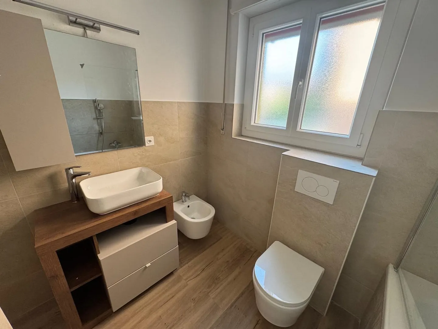 Komfortable 3,5 Zimmer in Cassarate - Foto 6 von 7