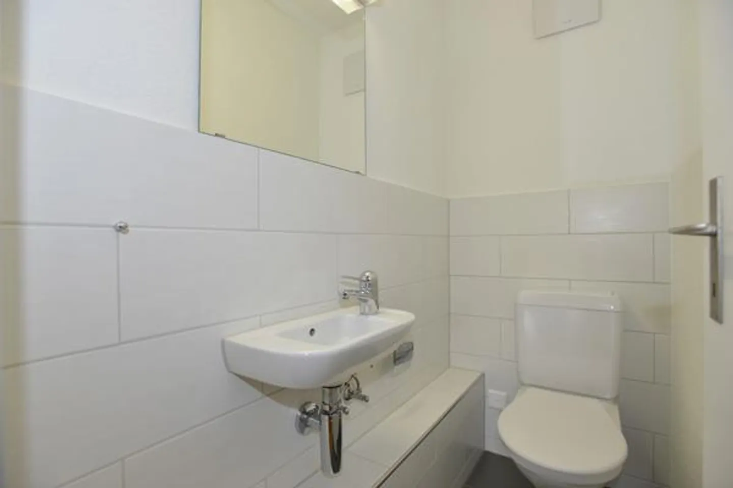 Appartamento 2.5 stanze con area salotto! "Affittare senza deposito" - Foto 4 di 7