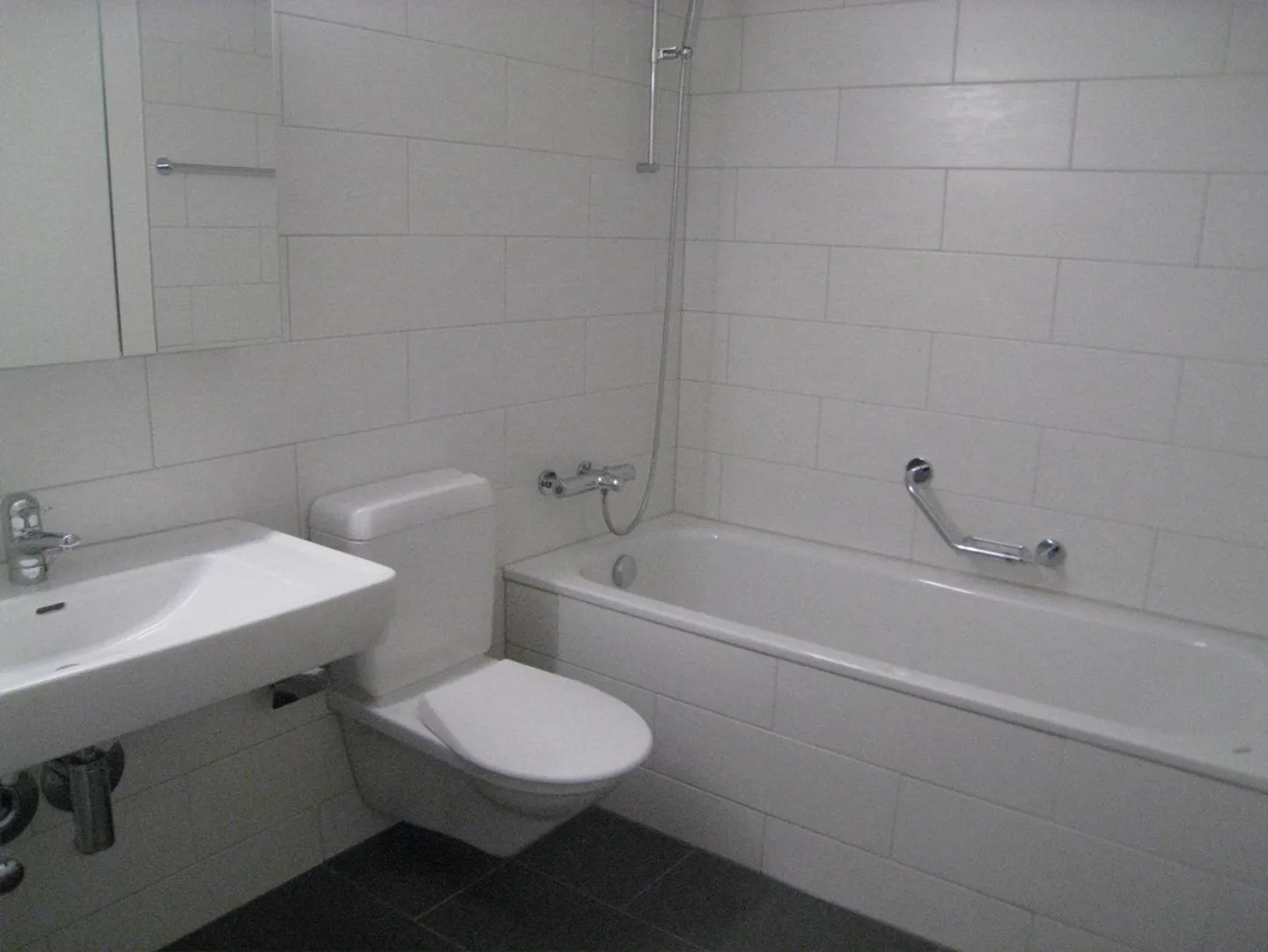 Appartamento 2.5 stanze con area salotto! "Affittare senza deposito" - Foto 5 di 7