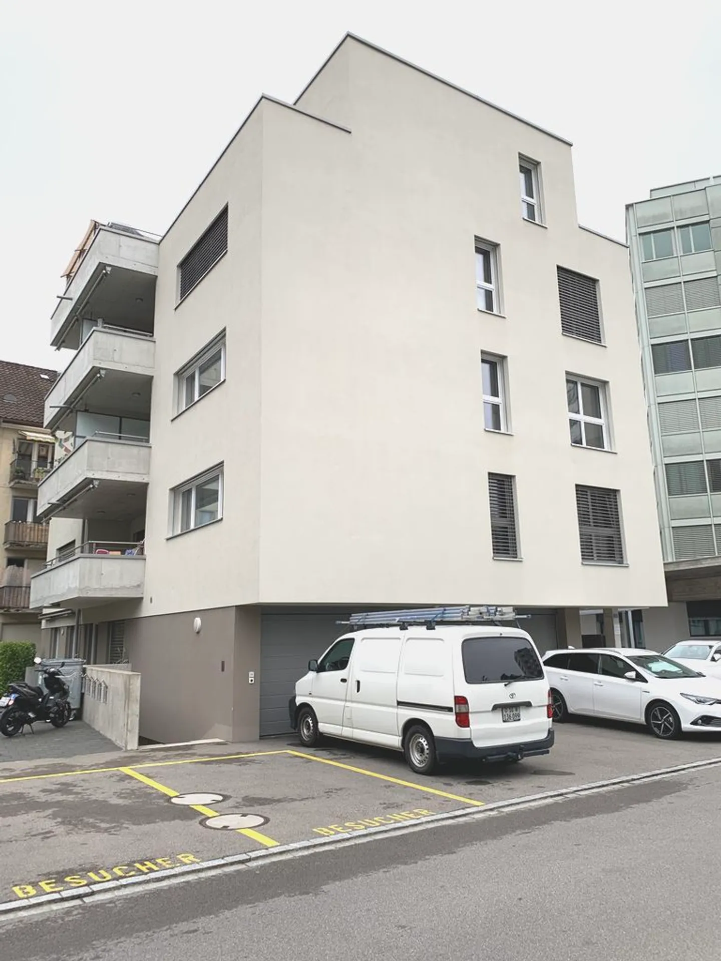 Appartement moderne 3½ pièces en plein centre - Photo 12 sur 13