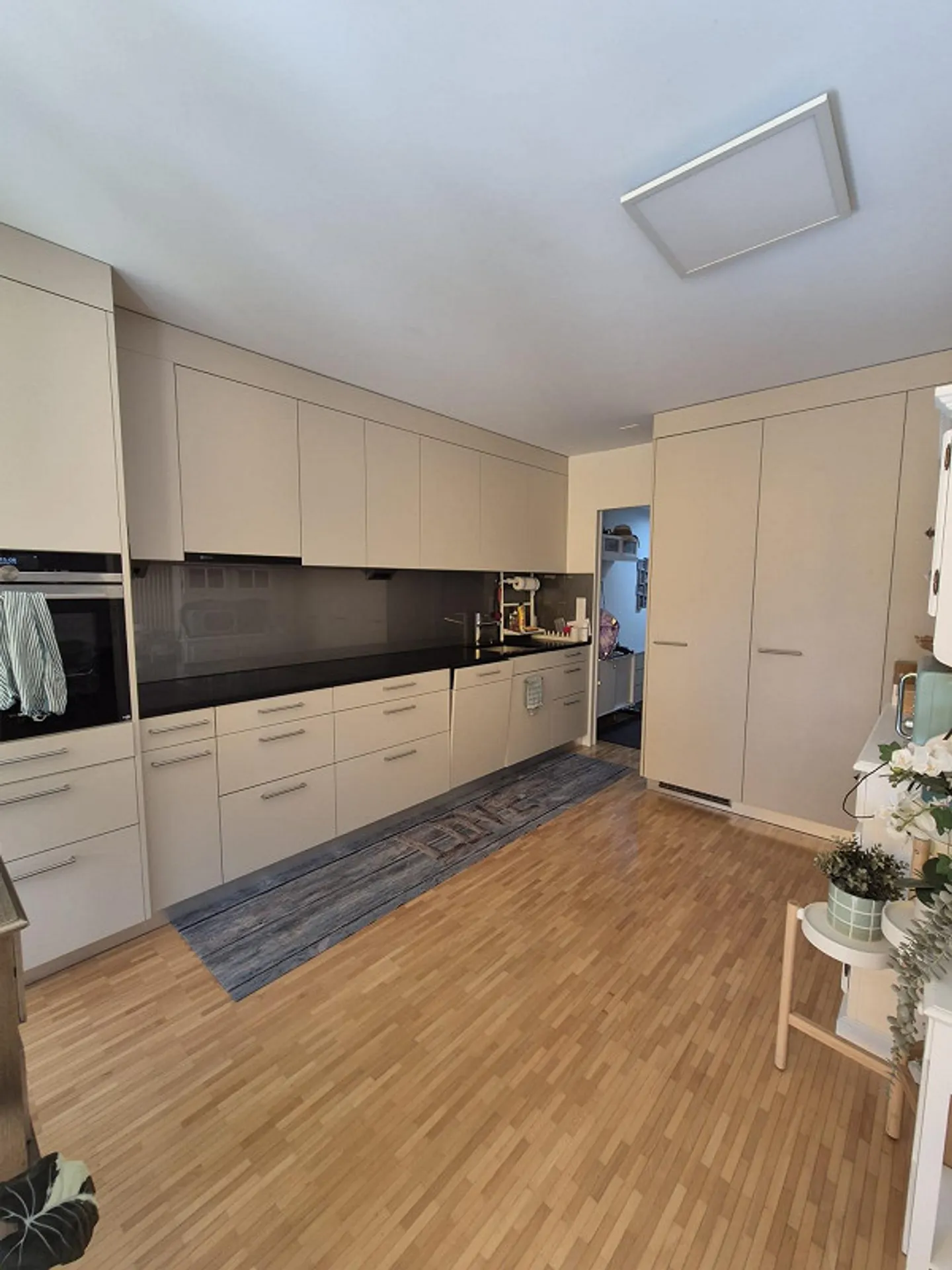 Appartamento duplex ristrutturato 4 1/2 in una comunità per anziani - Foto 5 di 6