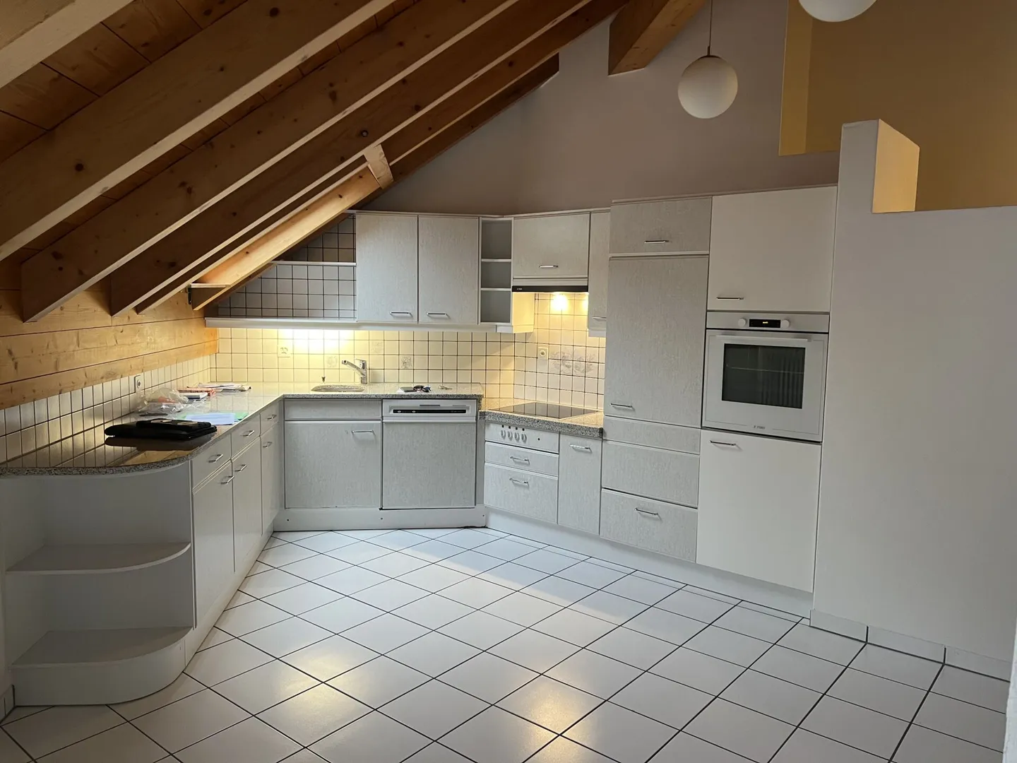 Apartment for rent - Photo 1 of 7