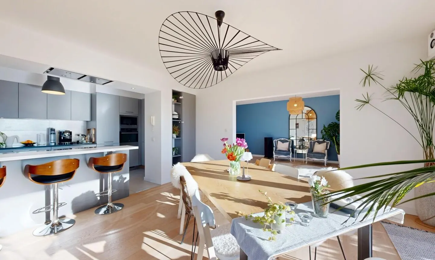 Helles 4-Zimmer-Apartment mit Balkonen und unverbautem Blick - Foto 3 von 11