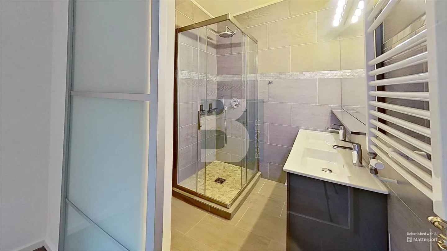 6-room apartment - Photo 8 of 12