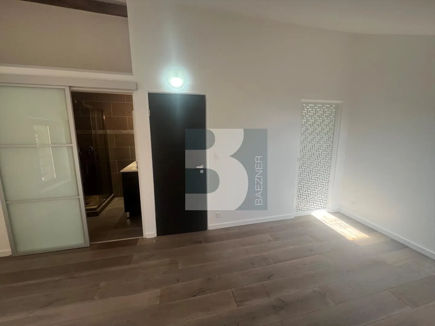 6-room apartment - Photo 10 of 12