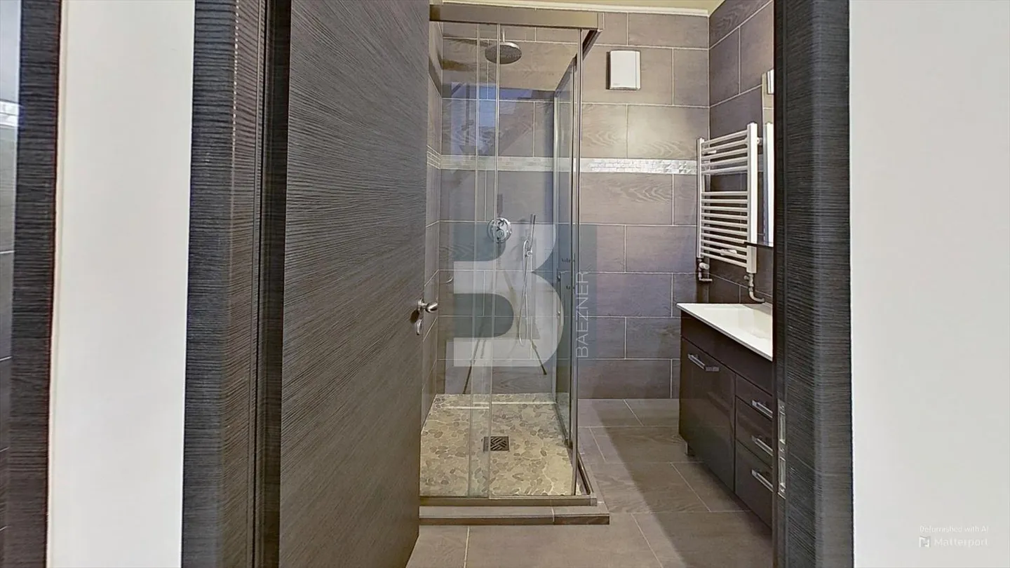 6-room apartment - Photo 11 of 12